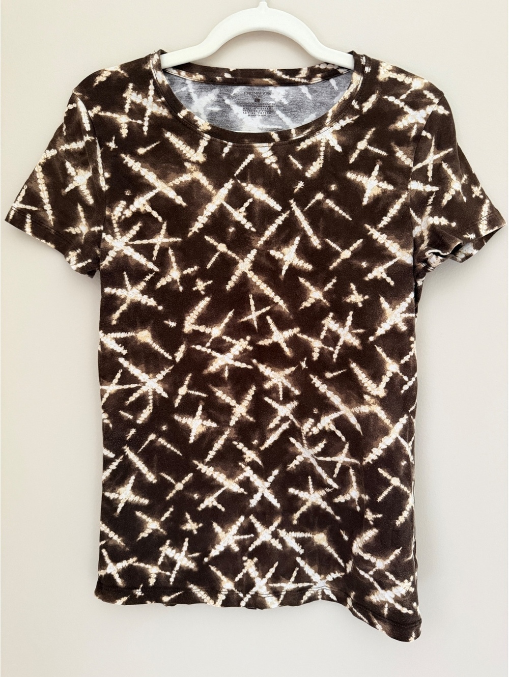 L Jones New York Sport tee, brown